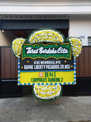 Papan Bunga Duka di Benawa
