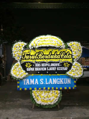 Papan Bunga Duka di Benawa